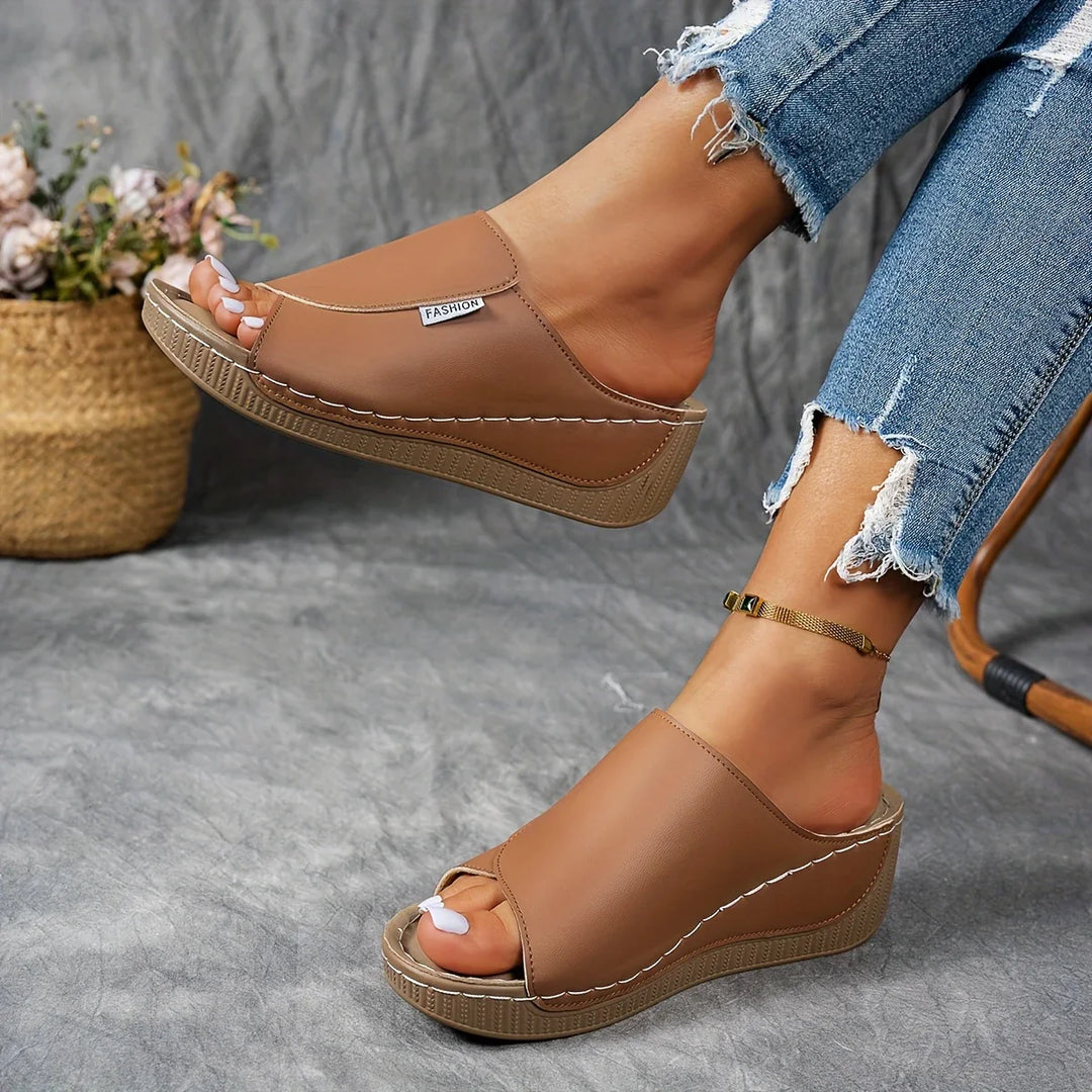 Julia | Wygodne sandały na koturnie