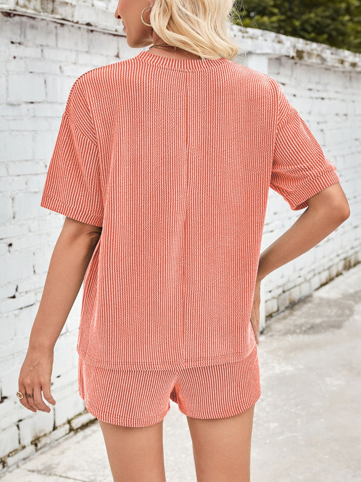 Beata | Top z okrągłym dekoltem i szorty ze sznurkiem