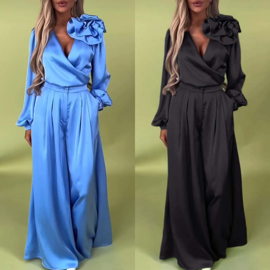 Witoria | Elegancki zestaw z satyny – koszula kopertowa z długimi rękawami i szerokie spodnie