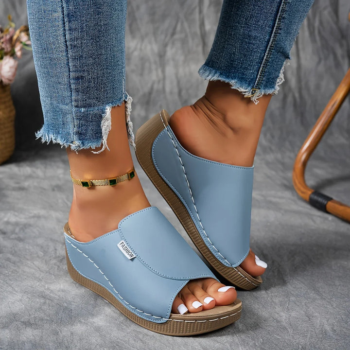 Julia | Wygodne sandały na koturnie