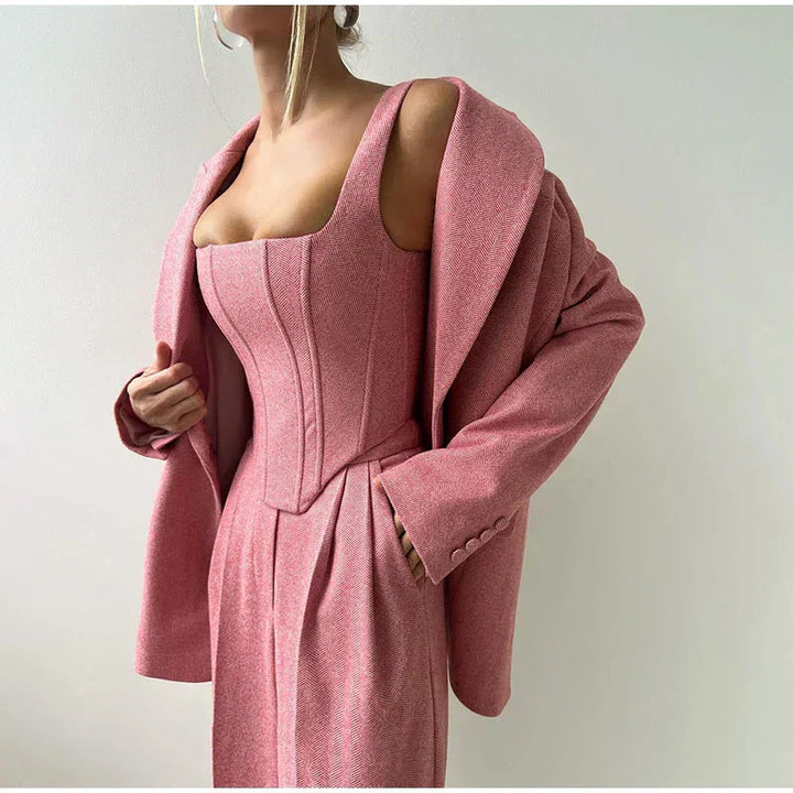 Iwona | Ponadczasowy Garnitur 3-częściowy