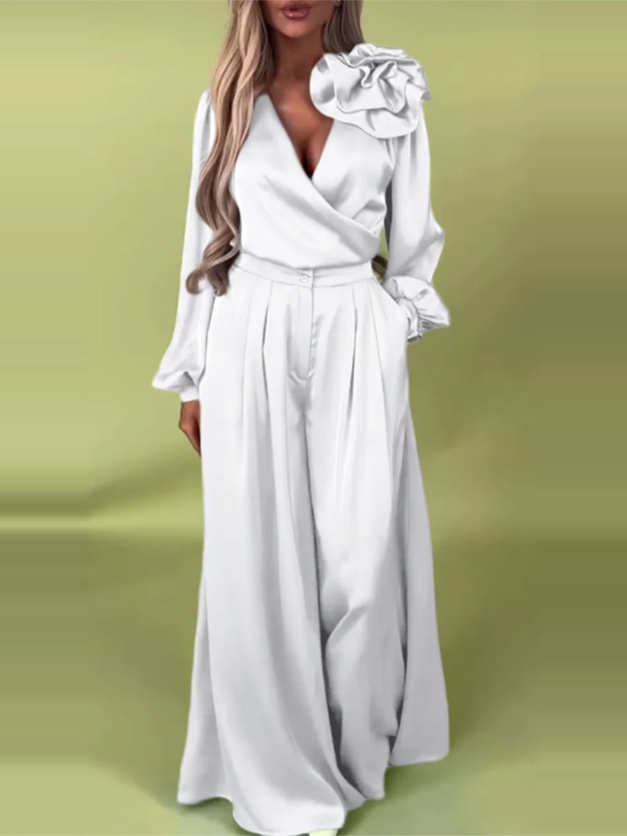 Witoria | Elegancki zestaw z satyny – koszula kopertowa z długimi rękawami i szerokie spodnie