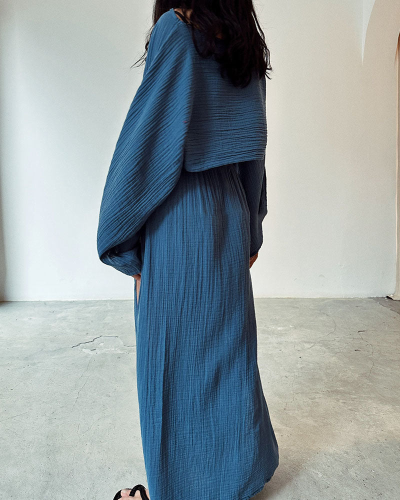 Britta | Dwuczęściowy zestaw: krótki top z długim rękawem i spódnica z wysokim rozcięciem