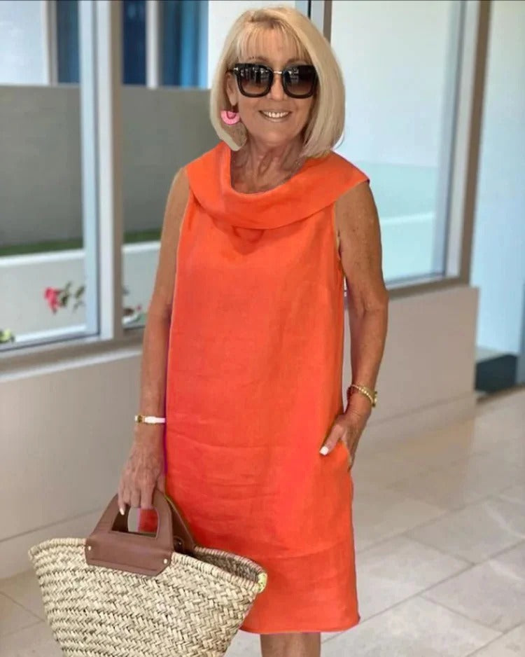 Mariella | Sukienka z marszczonego materiału premium z otwartym kołnierzem na plecach, sukienka imprezowa