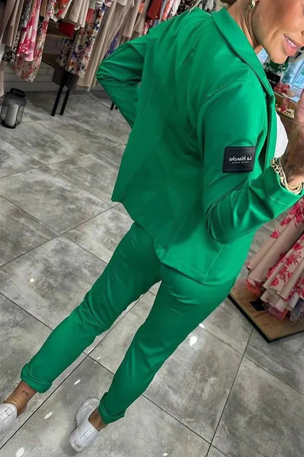 Ksenia | Skrojony zestaw z miękką marynarką i swobodnymi joggerami