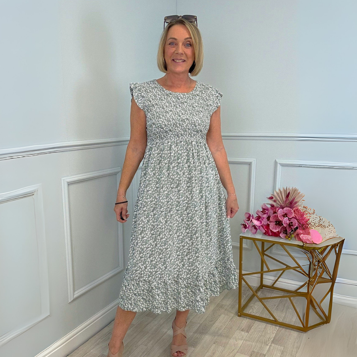 Nadia | Sukienka midi z kwiatowym nadrukiem, odcięciem empire i marszczonym dołem