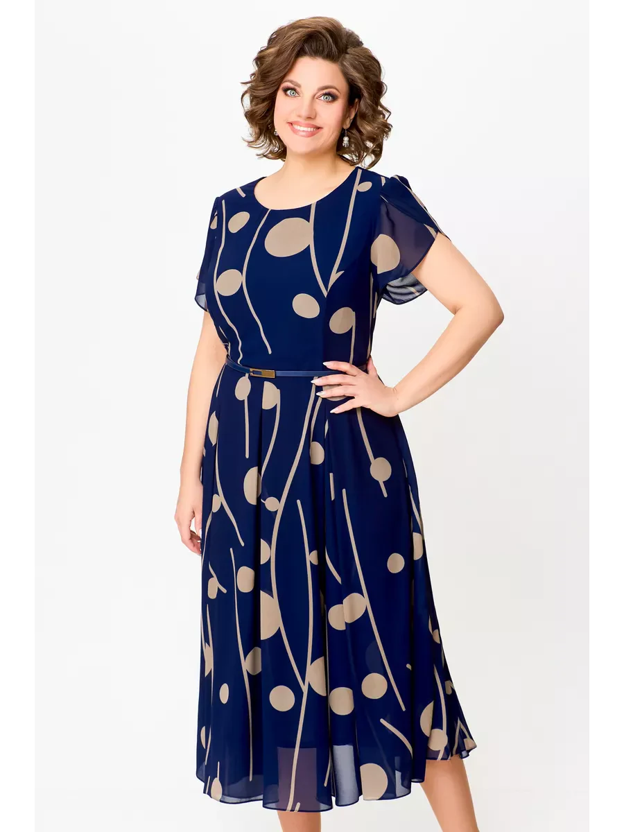 Celina | Lekka sukienka z fakturą przypominającą szyfon i nowoczesnym nadrukiem