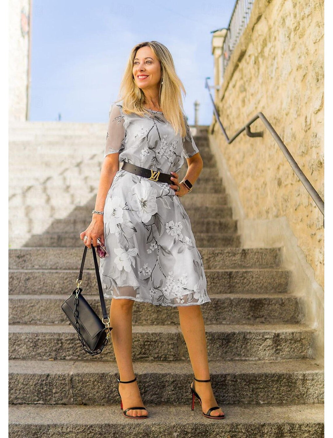 Eliza | Sukienka midi z okrągłym dekoltem i siateczkowym nadrukiem w kwiaty